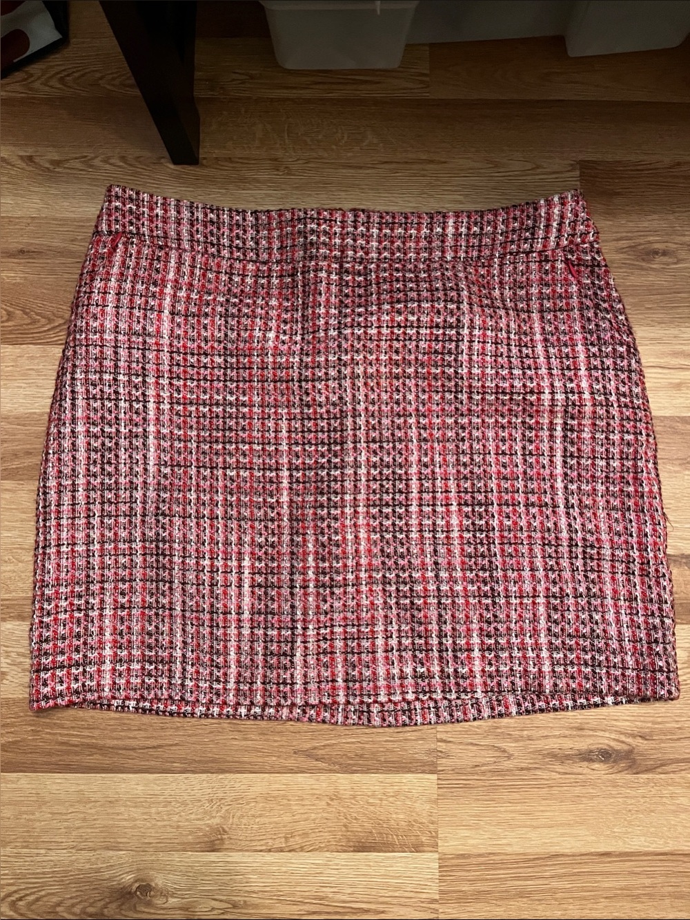 White House Black Market Pink Tweed Mini Skirt